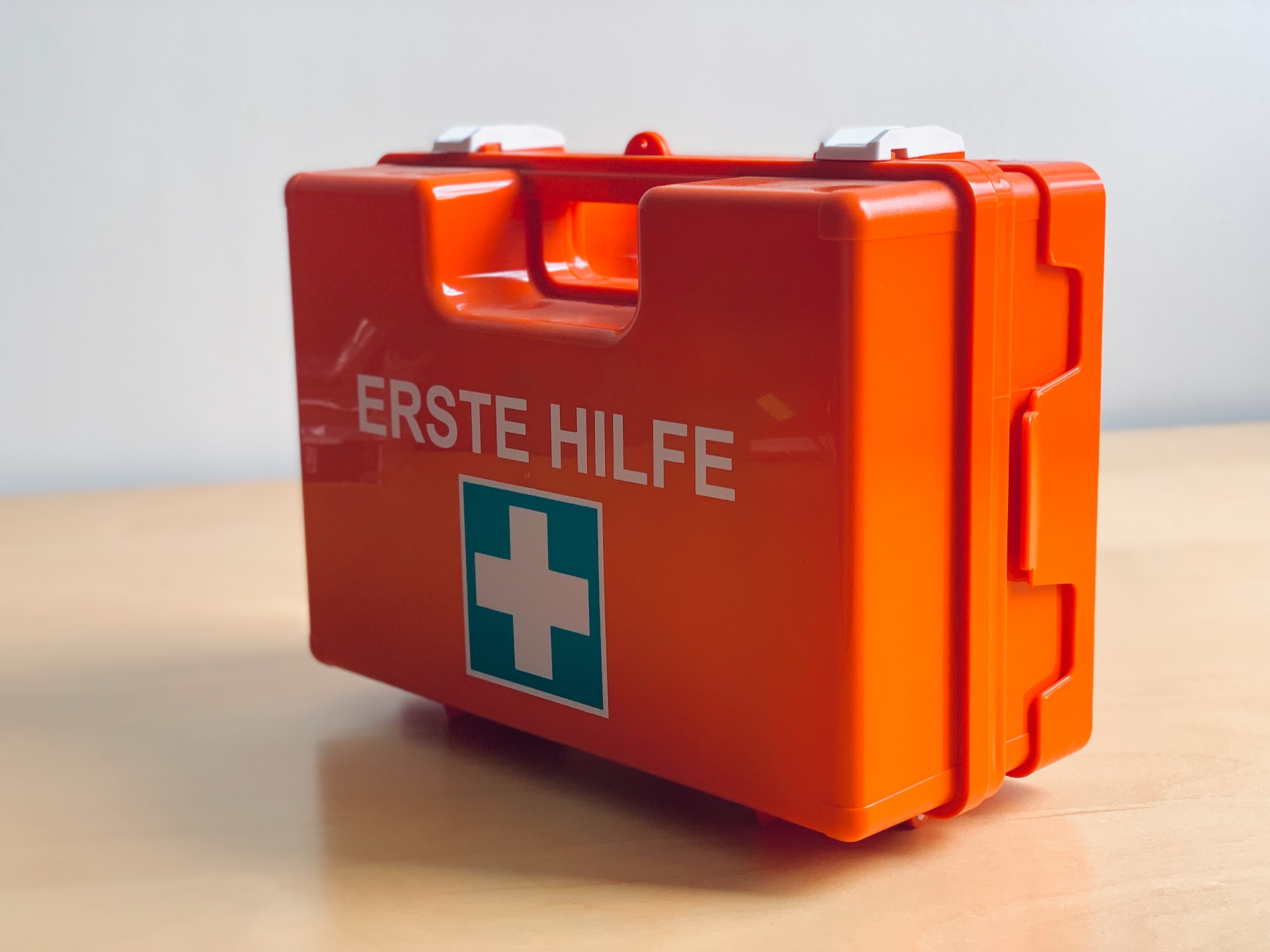 Rettungssanitäter Erste Hilfe Kurse in Berlin mit lebensrettenden Maßnahmen in Notfallsituationen